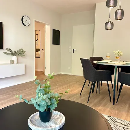 Semesterbostad Ihr Mit Lage, Stil & Garten *